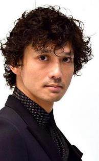 安藤政信