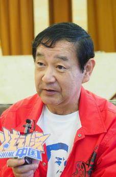 高峰圭二