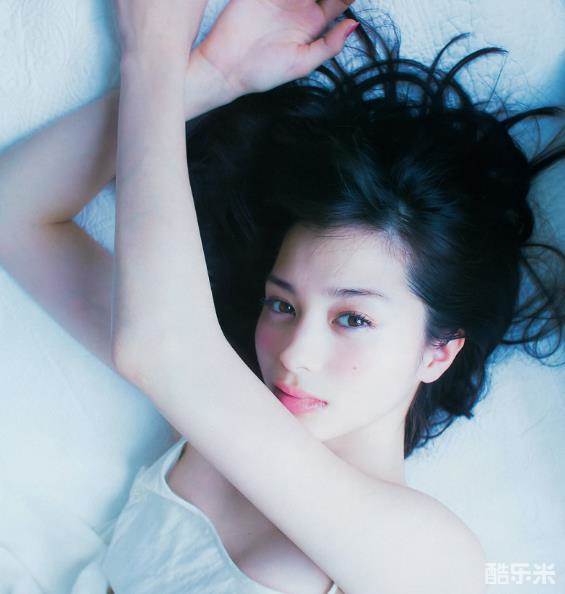 中条彩未