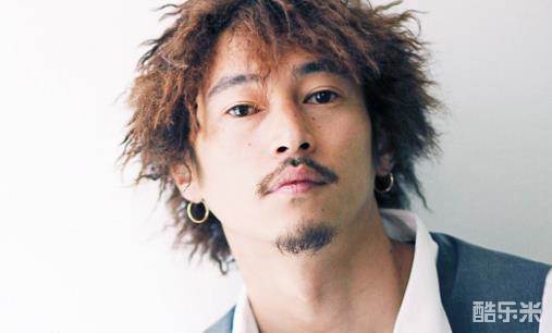 洼冢洋介