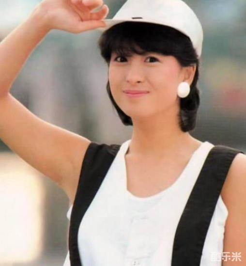 金原奈保子