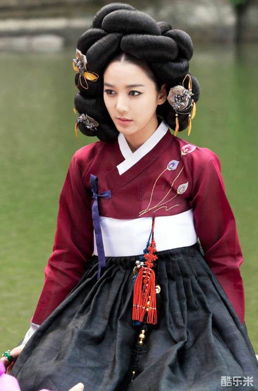 李素妍