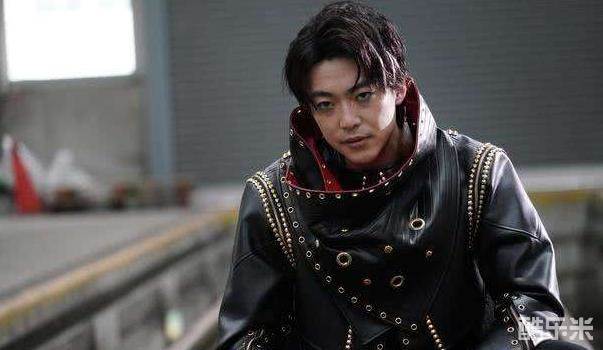 大东俊介