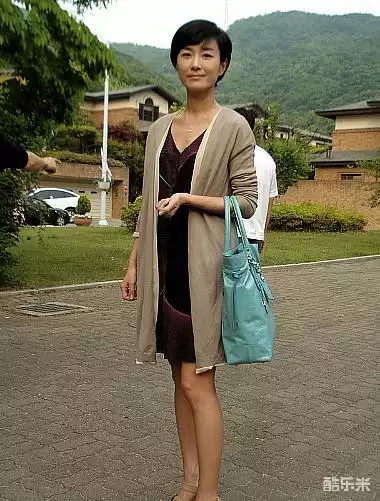 吴妍秀