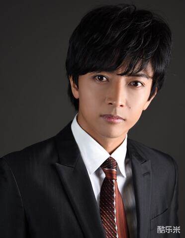 森本亮治