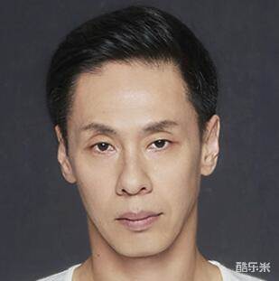 大仓孝二