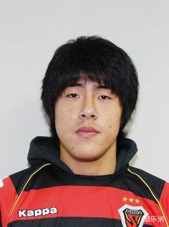 黄载勋