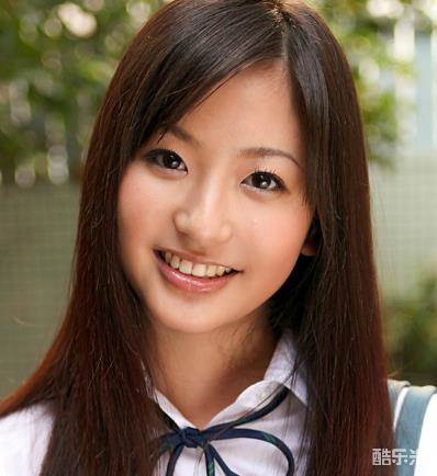 村上友梨