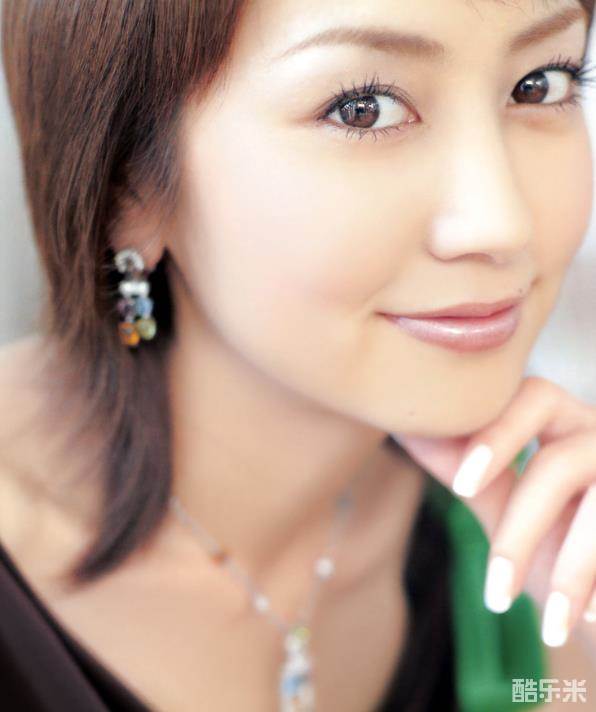 矢田亚希子