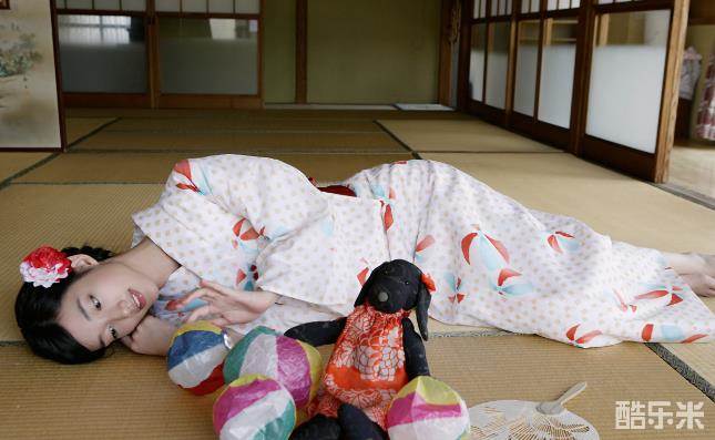 入山法子