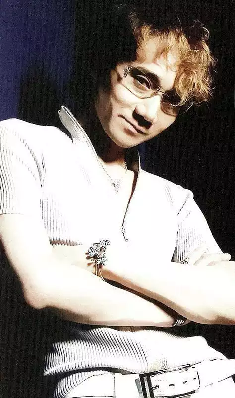 三木真一郎