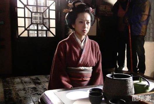 井上朋子