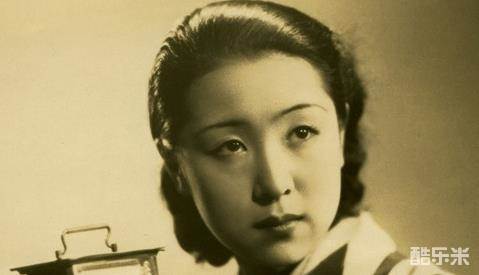 田中绢代