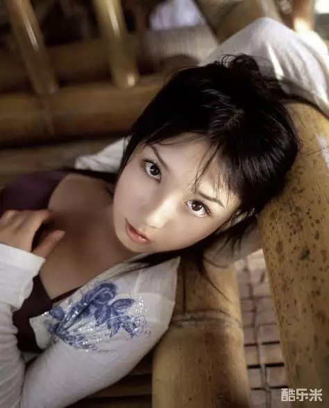 三津谷叶子