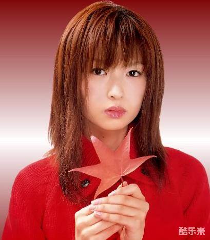 中村由利