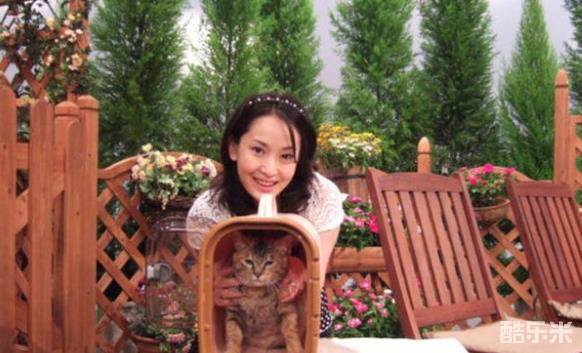三桥加奈子