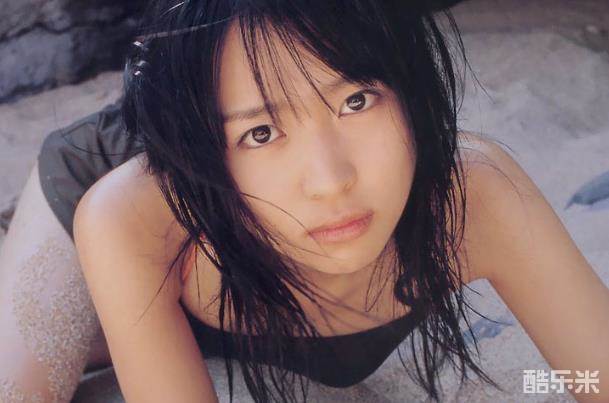 黑川芽以