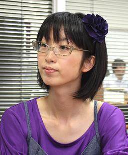 过亚弥乃
