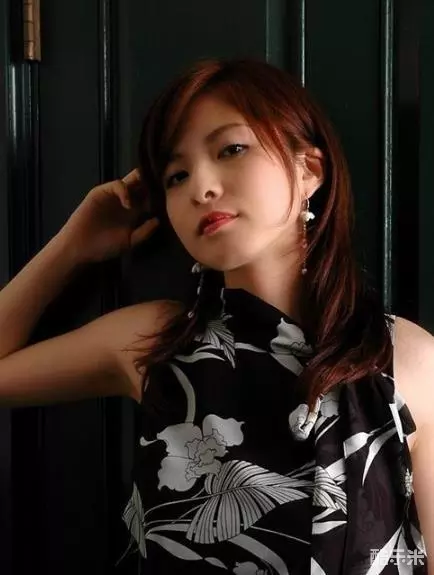 松木里菜