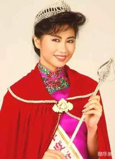 杨宝玲