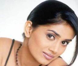 索娜丽·库卡尼