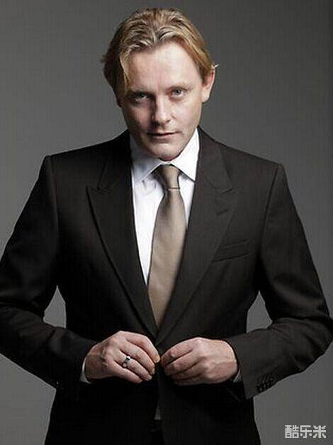 斯蒂芬·埃利奥特