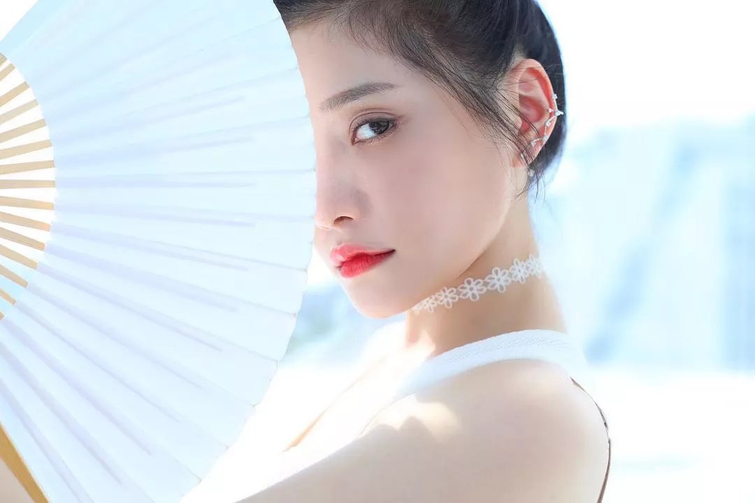 易易紫