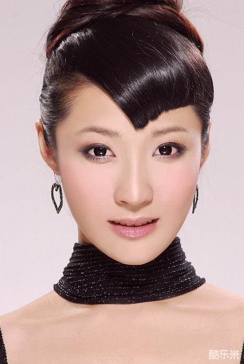 秦丽