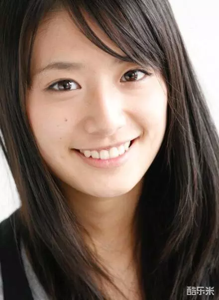 近野成美