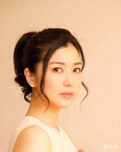 新妻圣子