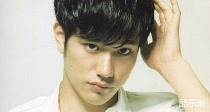 松山研一