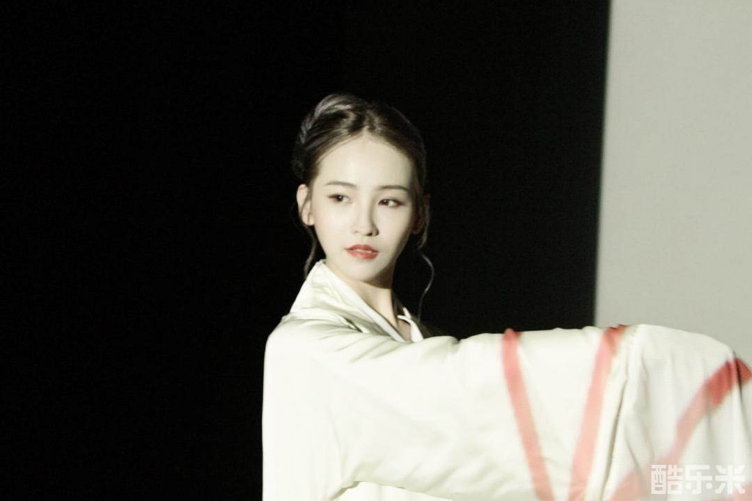 蒋申