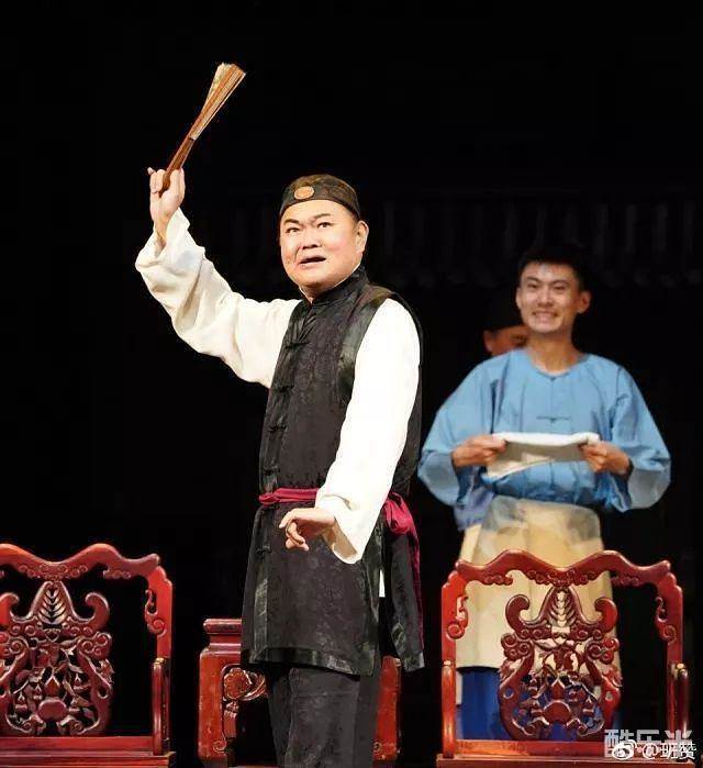 班赞