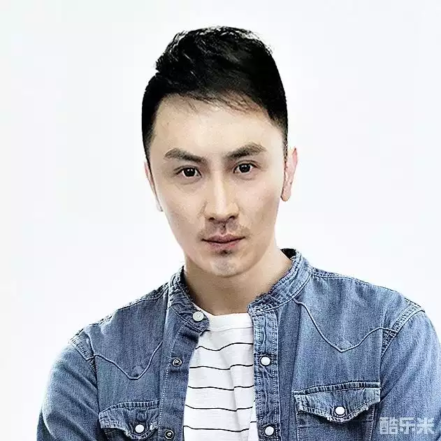 王小伟