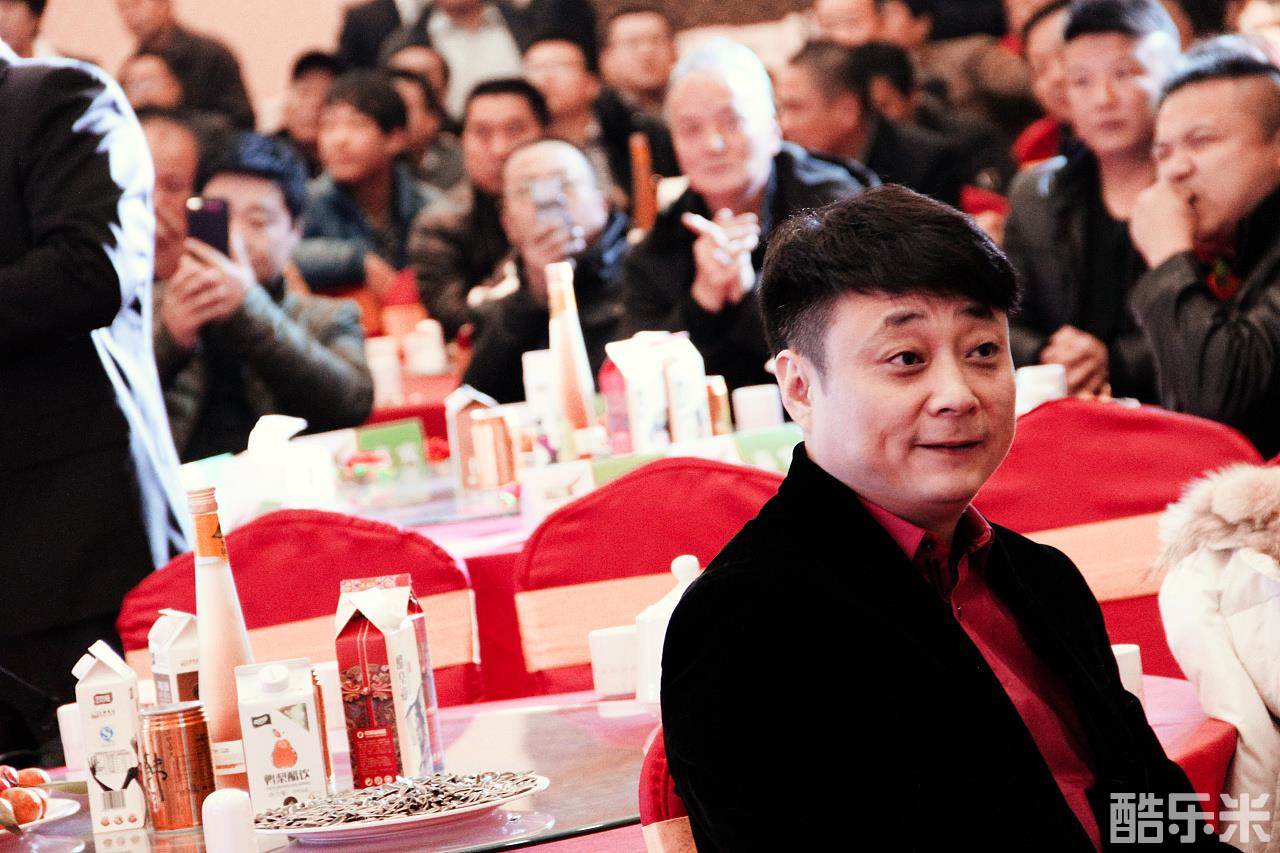 小么哥