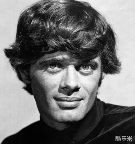 迈克尔·萨拉兹