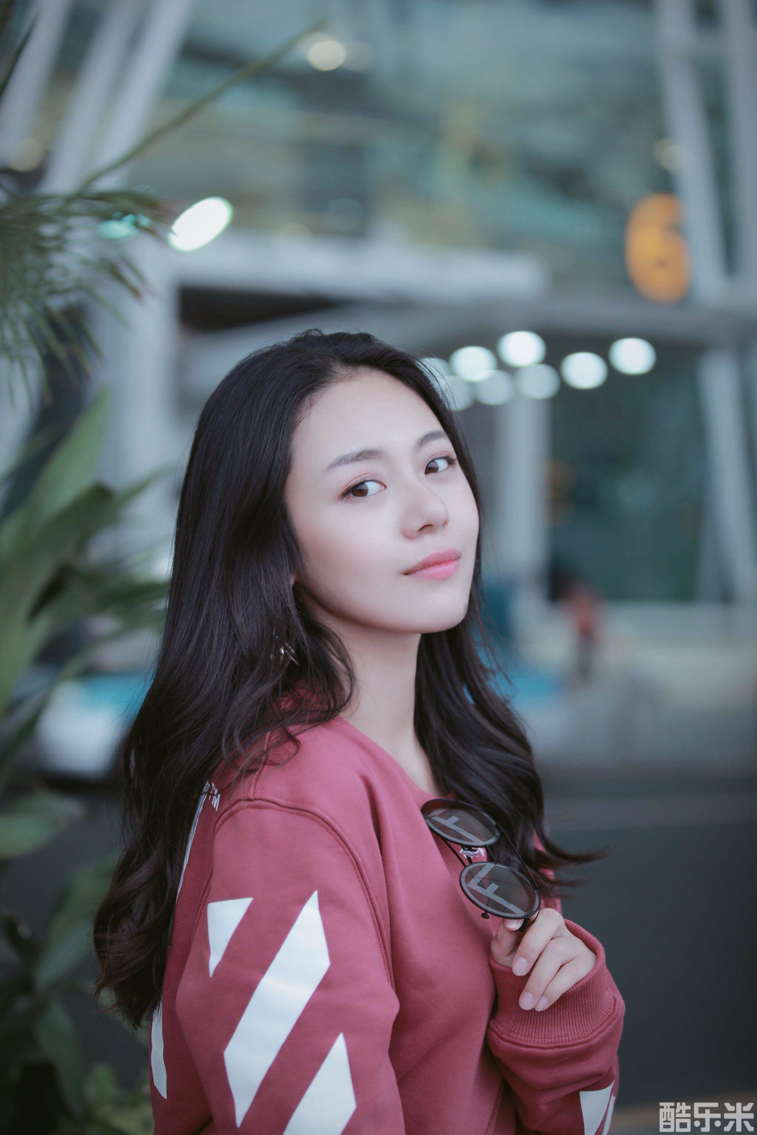 王子彤