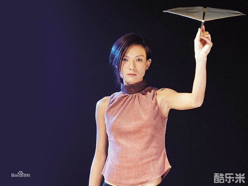 卢巧音