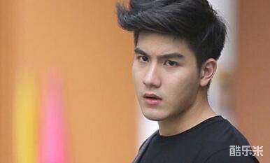 吉拉迪·塔瓦翁