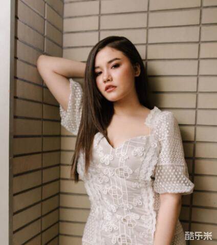 莎曼达·梅兰妮·蔻兹