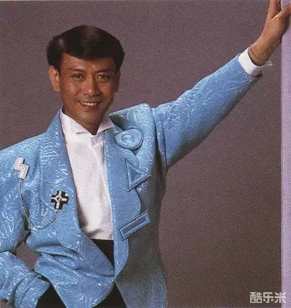 罗文