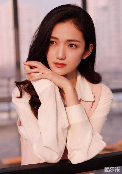 方楚彤