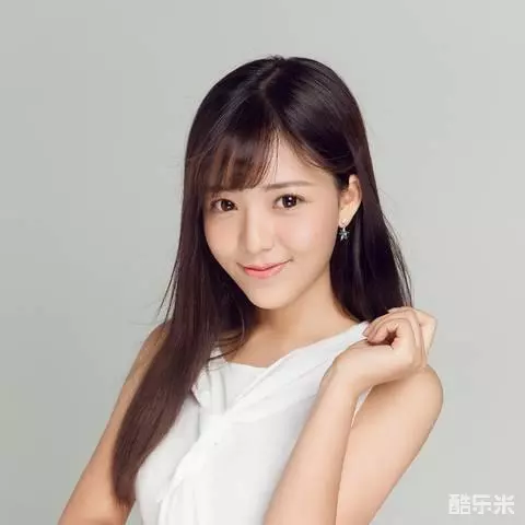 董芷依