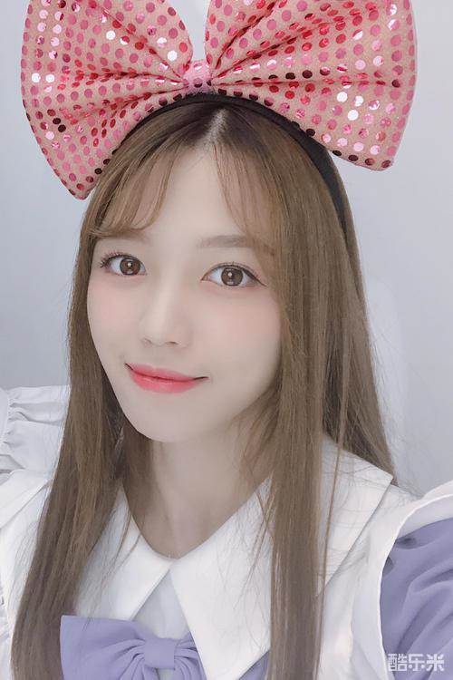 易嘉爱