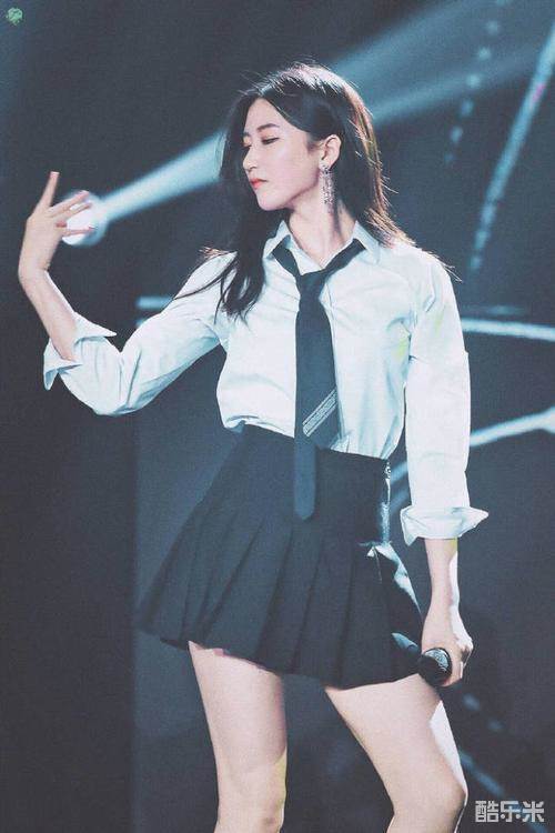 吴哲晗