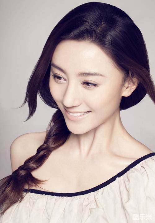 周庭伊