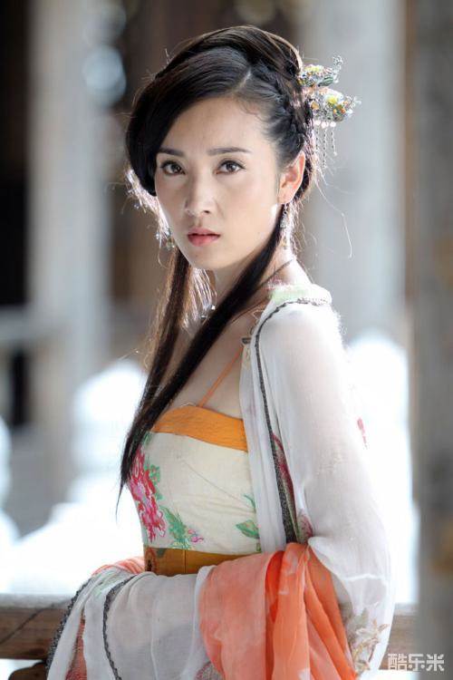 王妍苏
