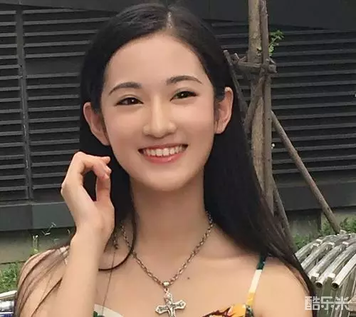 黄诗佳