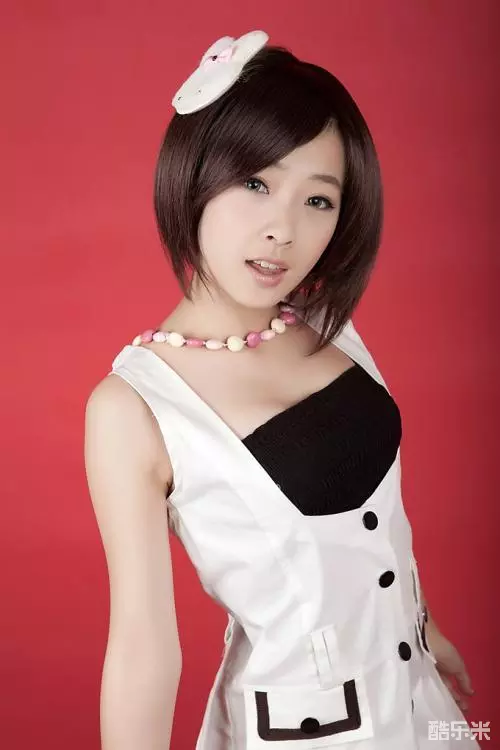 何曼婷