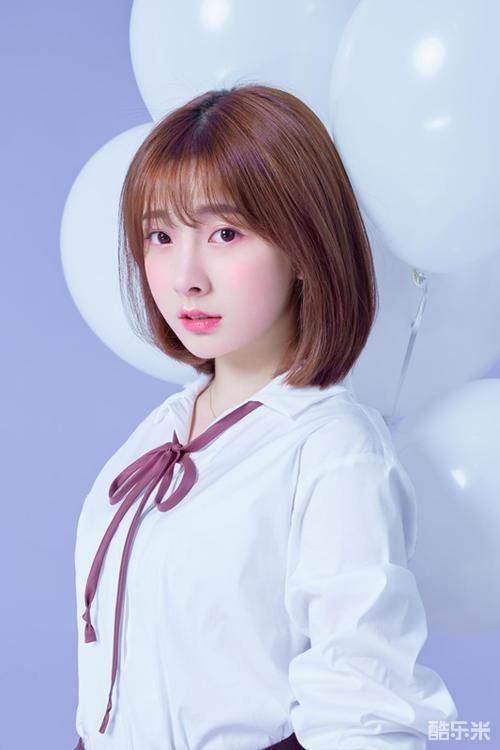 何曼婷